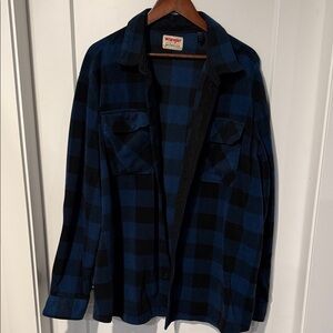 Wrangler Men's Blue and Black Checkered Shirt Jacket